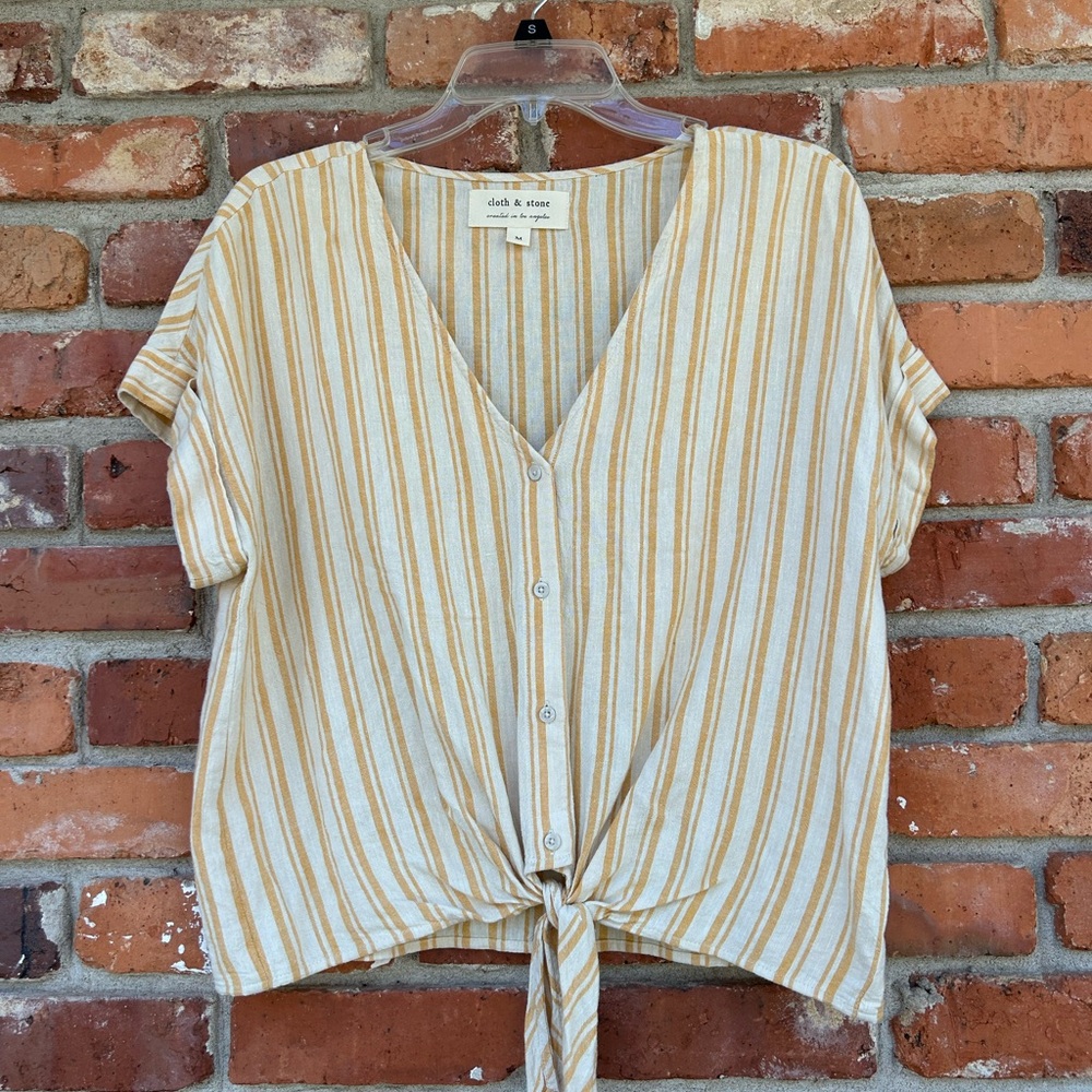Cloth and Stone Gold Striped Linen Blend Crop Top M